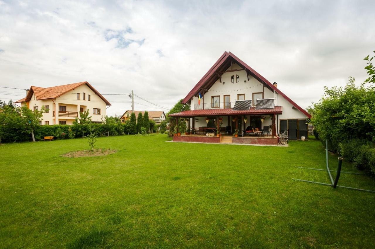 Casa Florilor Hotel Curtea de Argeş Exterior foto